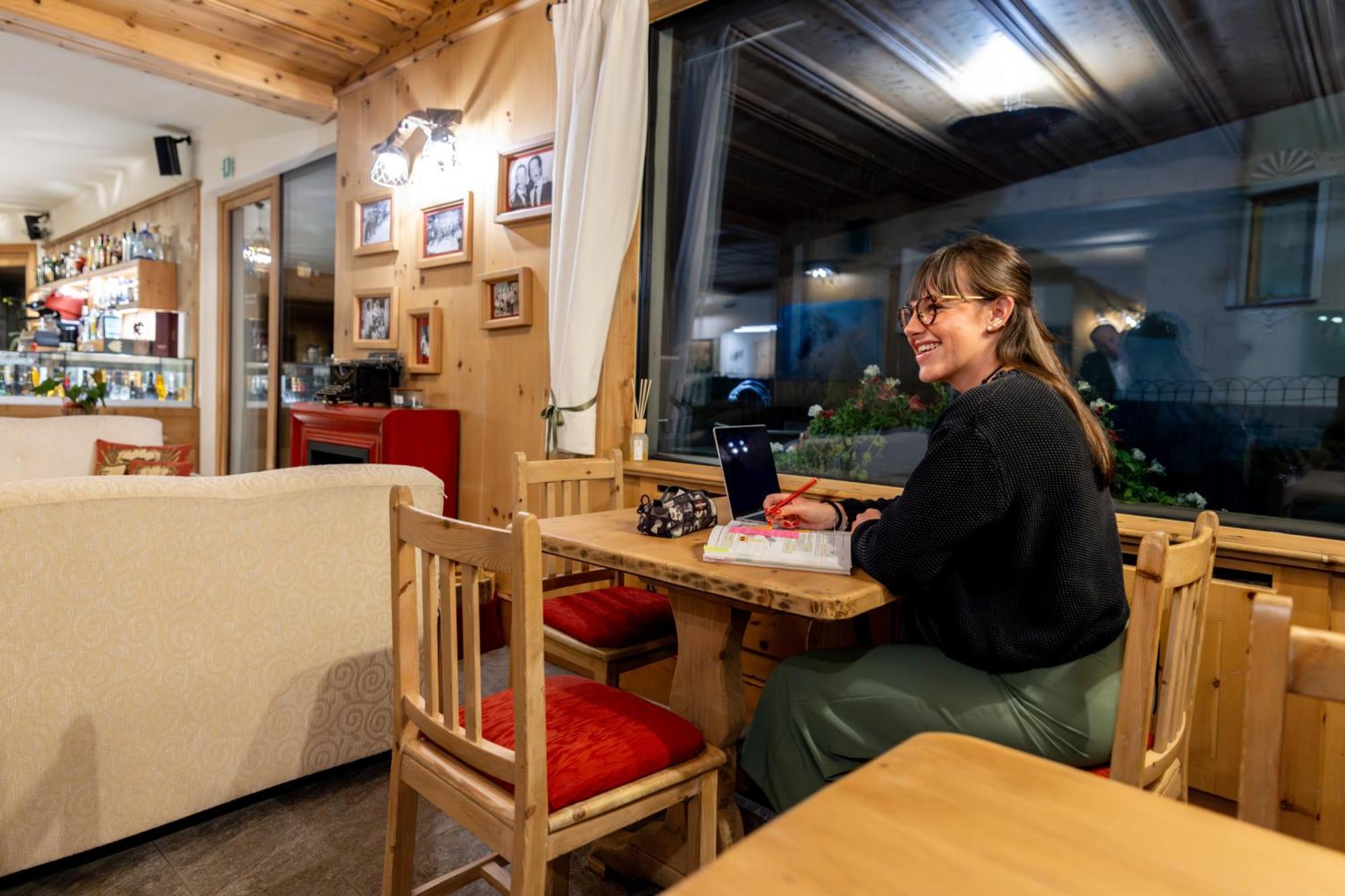 Camana Veglia Hotel Livigno Kültér fotó